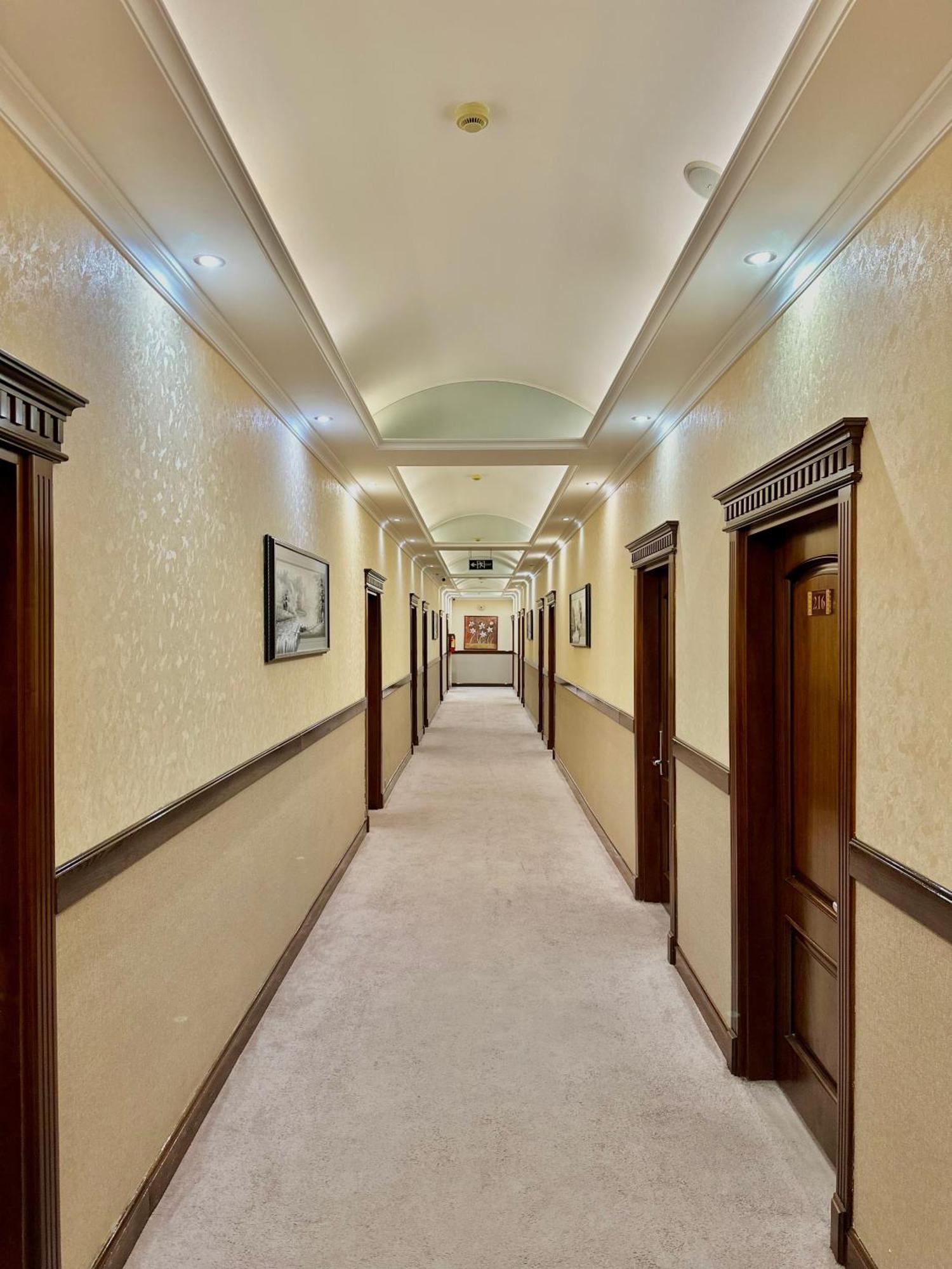 Hayot Hotel Tasken Kültér fotó