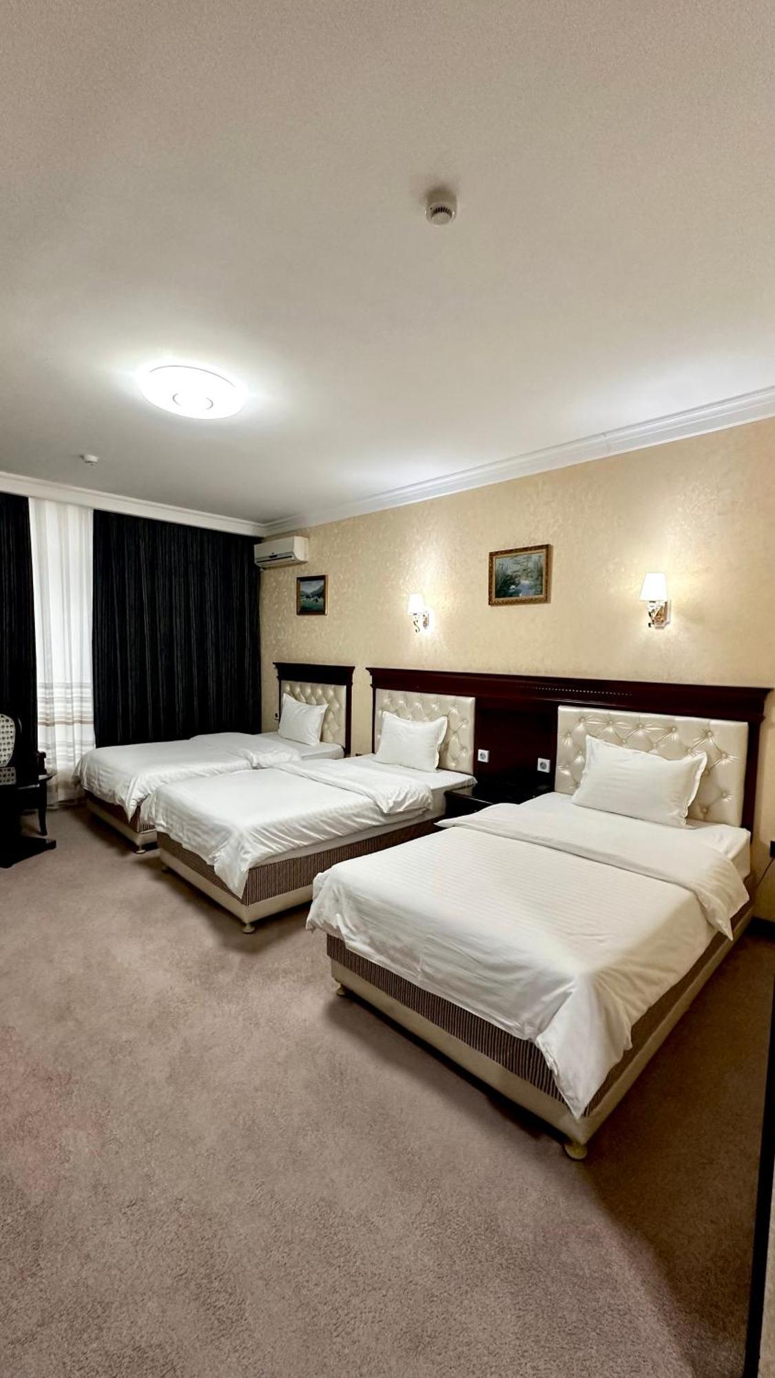 Hayot Hotel Tasken Kültér fotó