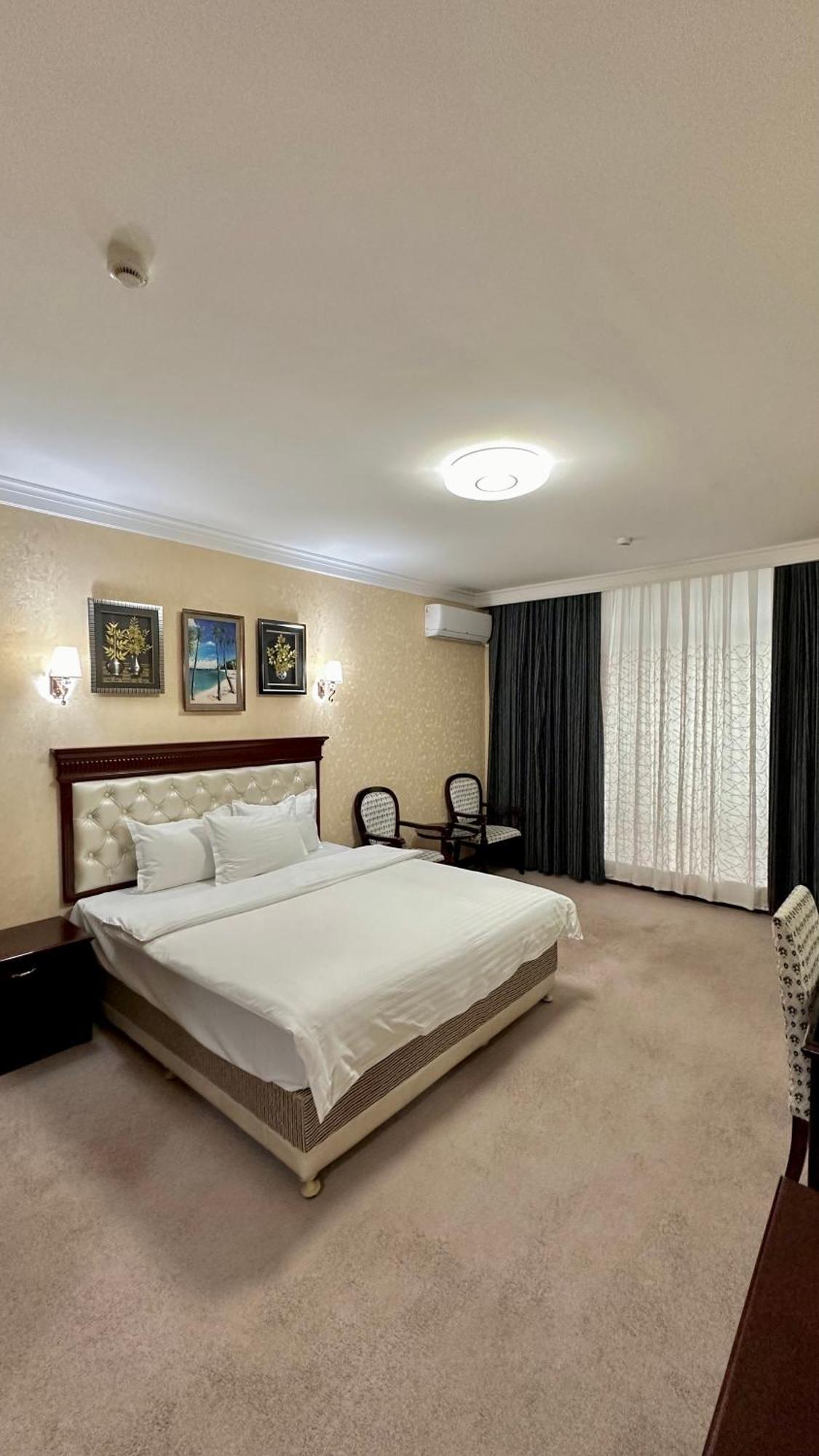 Hayot Hotel Tasken Kültér fotó