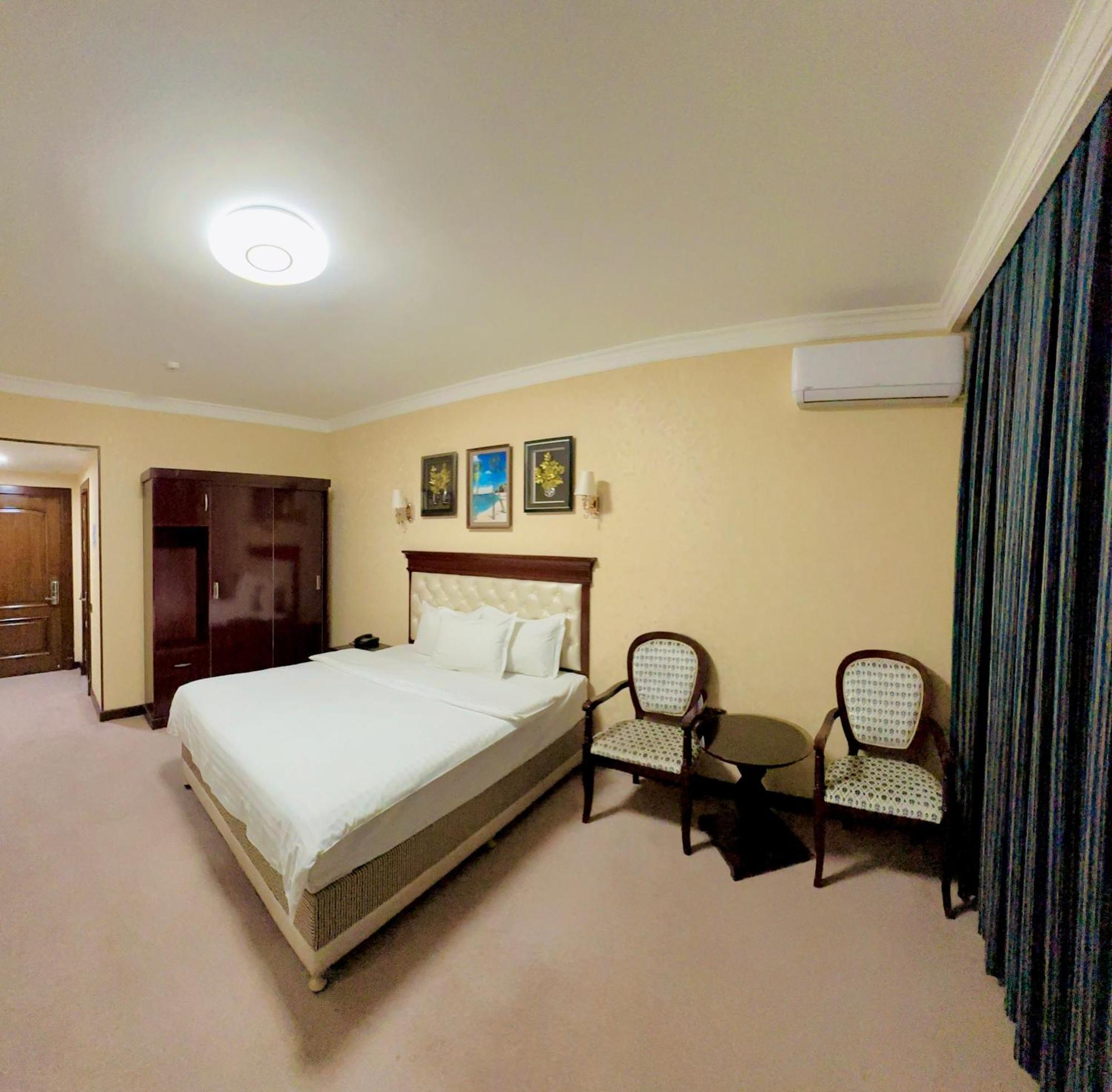 Hayot Hotel Tasken Kültér fotó